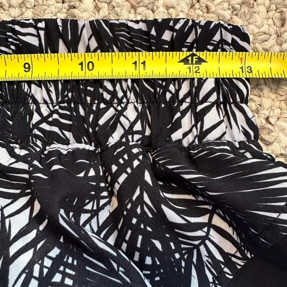Hylete brand running/athletic shorts. - Picture 4 of 8
